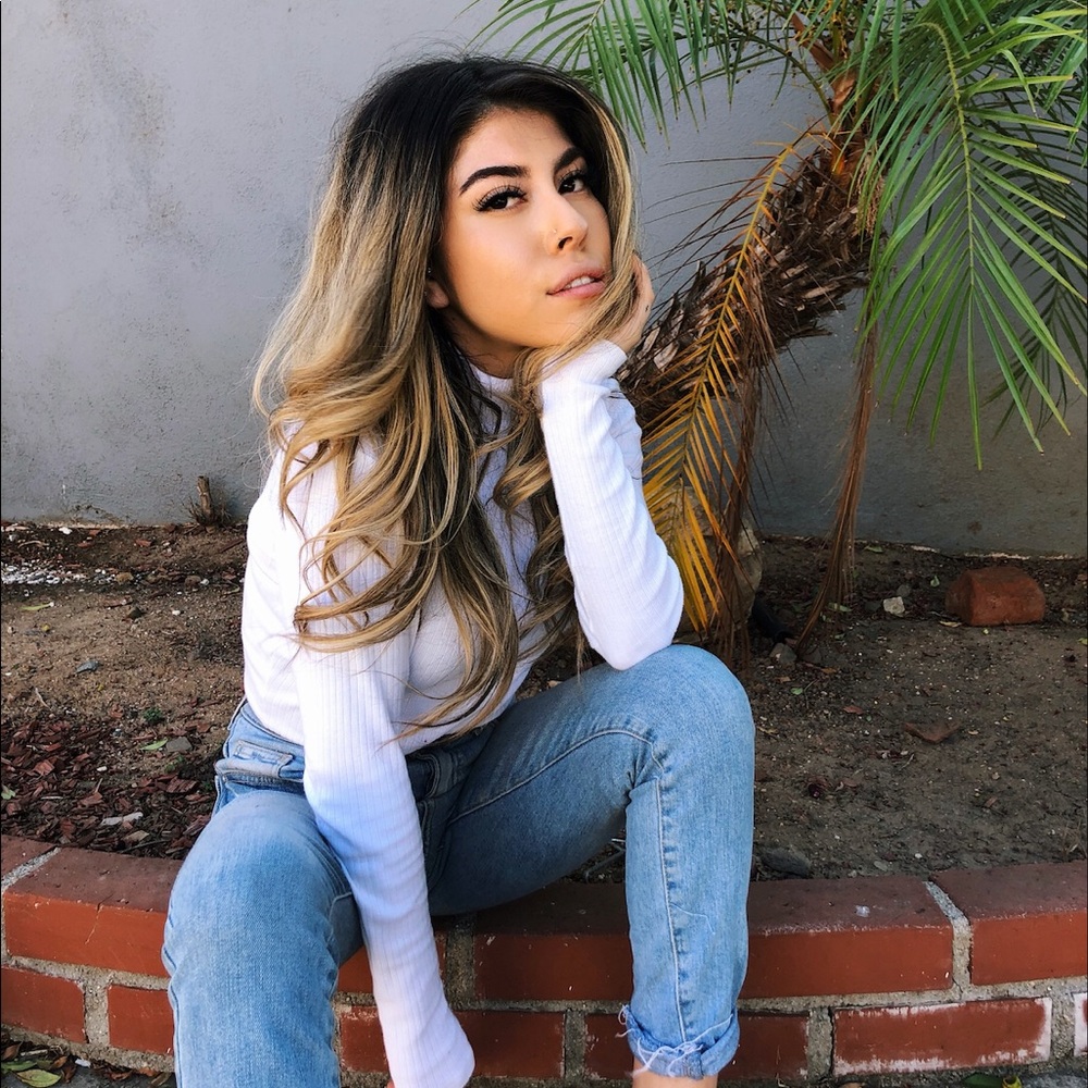 Meet your Posher, Alexa